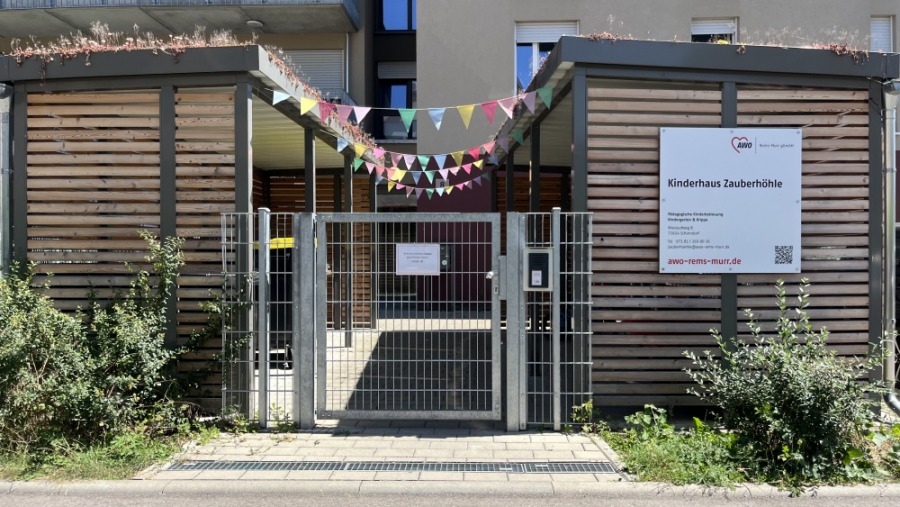 Aussenansicht Kinderhaus Zauberhöhle